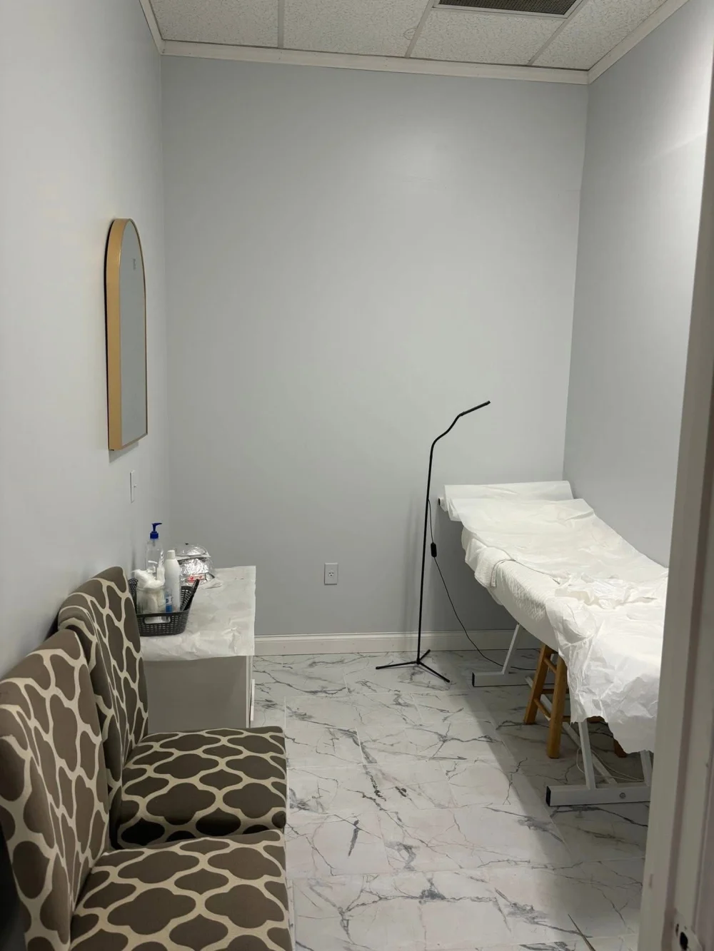 Sang Tiệm Nail Tại Ooltewah Tennessee – Income $28K-$30K/Tháng, Khách Mỹ Ổn Định, Giá Hợp Lý - Bán Tiệm Nail tại Ooltewah, Tennessee, United States - ảnh 3