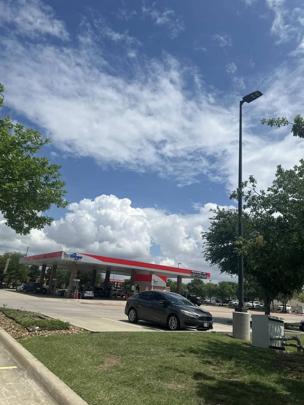 Sang Tiệm Nail Luxury Tại Mansfield TX – Doanh Thu Trên $500,000/Năm - Bán Tiệm Nail tại Mansfield, Texas, United States - ảnh 2