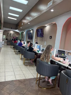 Sang Tiệm Nail Mia Nails Lounge Marshall, TX – Income $500K/Năm, Rent $2,800 - Bán Tiệm Nail tại Marshall, TX, US