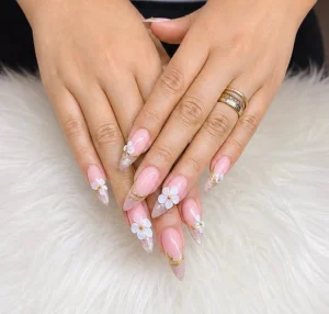Tuyển Thợ Nail tại Santa Ana, California – Khách Đông, Không Trừ Supply, Không Cleaning - Việc làm Nail tại Santa Ana, CA, US