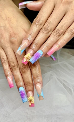 Tiệm Nail Clermont FL 34711 Tuyển Gấp Thợ Everything & CTN Đi Làm Liền - Việc làm Nail tại Clermont, FL, US