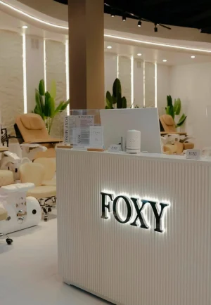 Tiệm Nail Mới Mở Gần Downtown West Palm Beach FL Tuyển Thợ Nail Khách Sang Giá Cao - Việc làm Nail tại West Palm Beach, FL, US