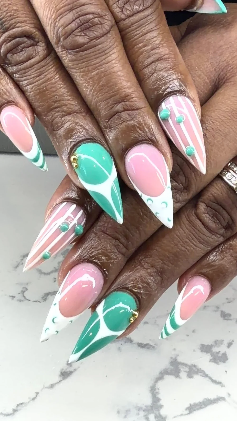 Tuyển Thợ Nail Tại Daytona Beach, Florida – Khách Design Nhiều, Thu Nhập Ổn Định, Môi Trường Làm Việc Thoải Mái - Việc làm Nail tại Daytona Beach, Florida, United Stat...