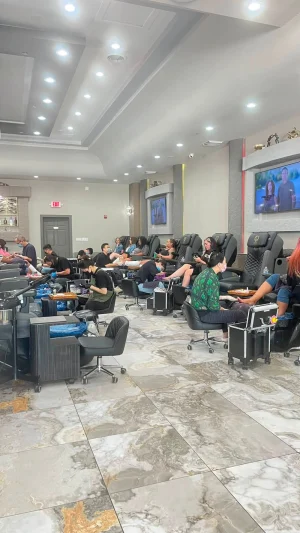 ECLAT Nails & Spa – Tinley Park, IL tuyển thợ nail Full-time & Part-time - Việc làm Nail tại Tinley Park, IL, US
