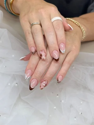 Tiệm Nail Ở Greenville NC Tuyển Thợ Có Nhà Share Phòng Và Xe Đưa Đón - Việc làm Nail tại Greenville, NC, US