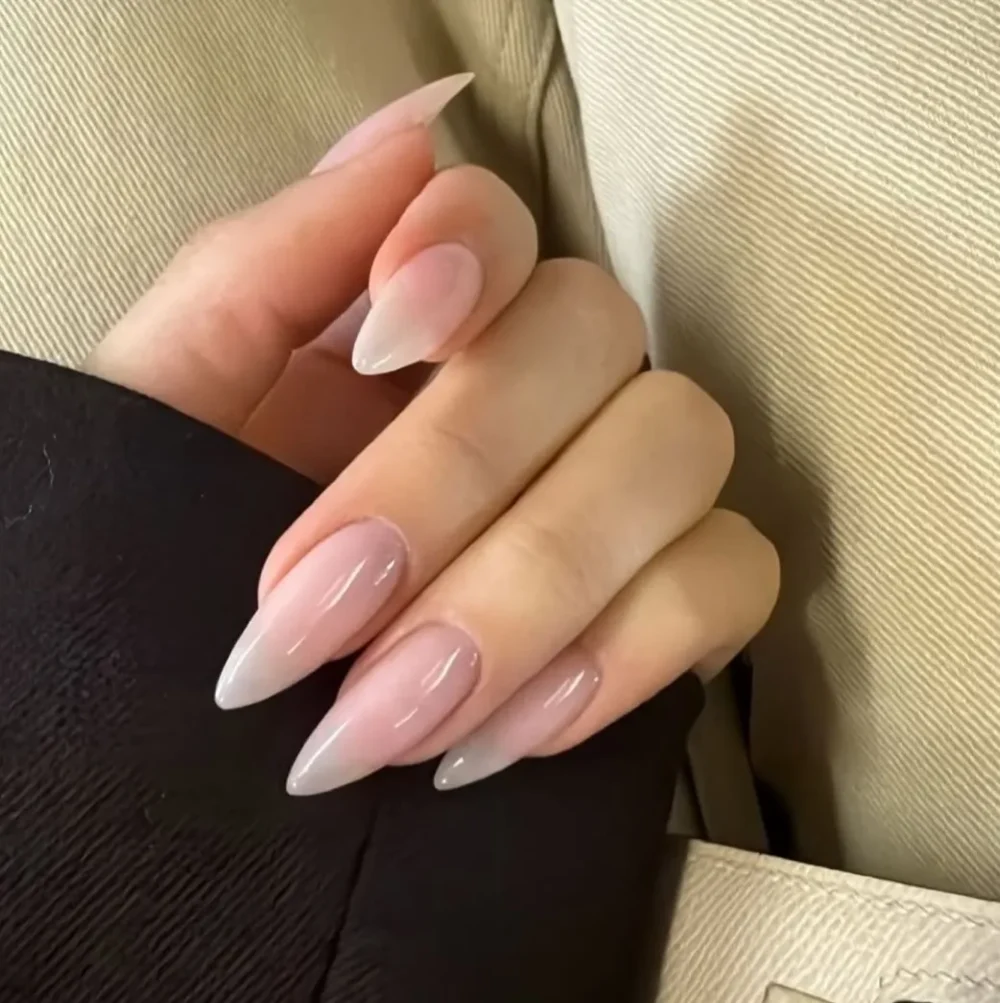 Tuyển Thợ Nail Bột, Dip, Gel-X, Wax Tại Denton, TX - Việc làm Nail tại Denton, Texas, United States - ảnh 1
